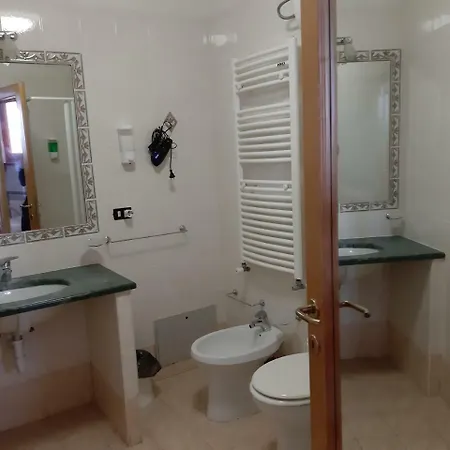 Oasis فندق مبيت وإفطار مونتيه سان بياجو